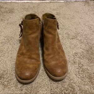 Super Cute Brown Booties!